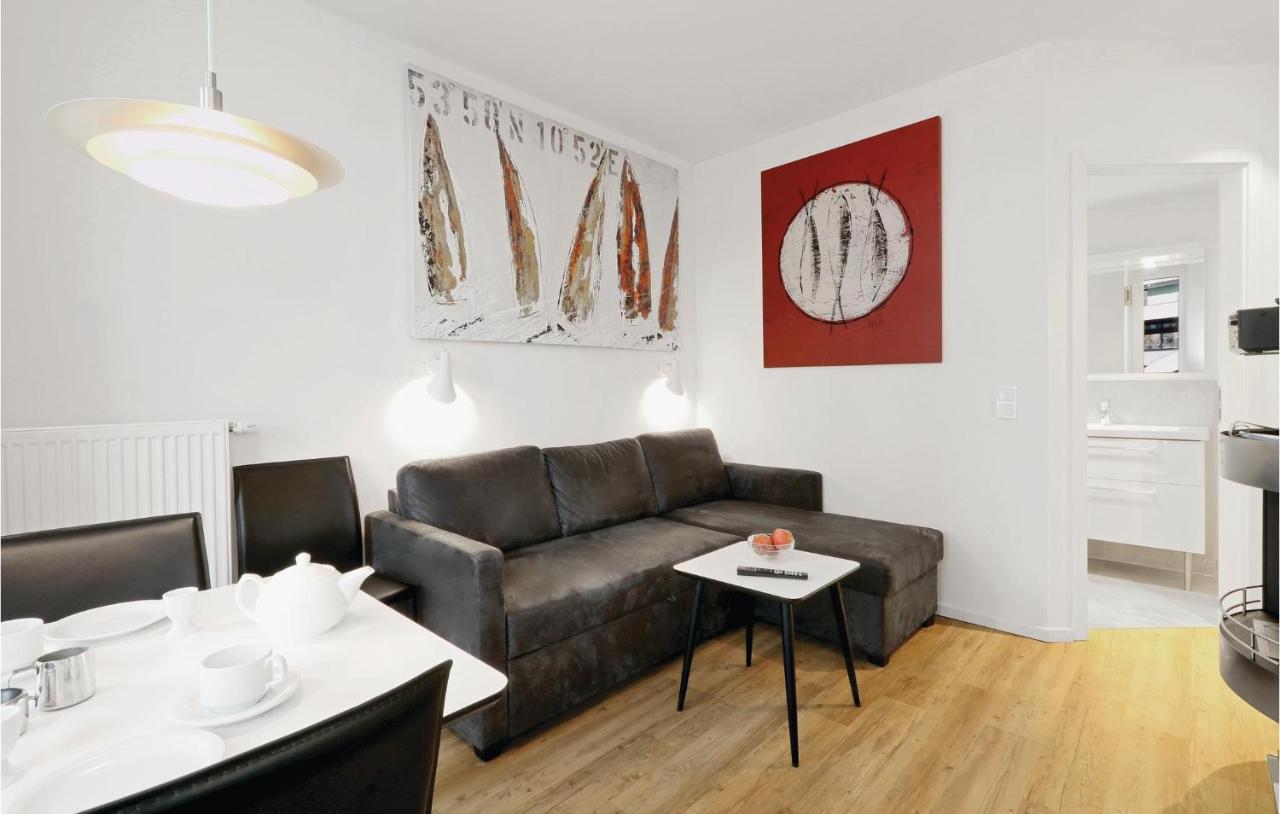 1 Bedroom Stunning Apartment In Luebeck Travemuende Екстер'єр фото